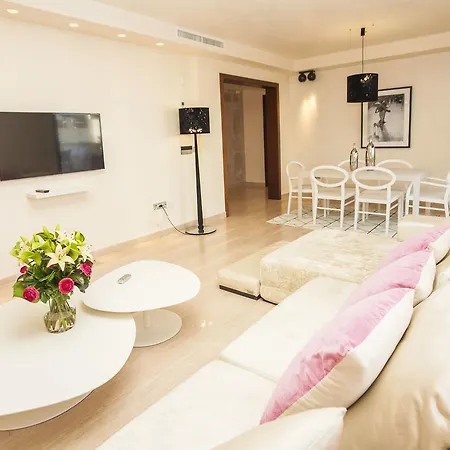 Medina Luxury Penthouse Apartment *